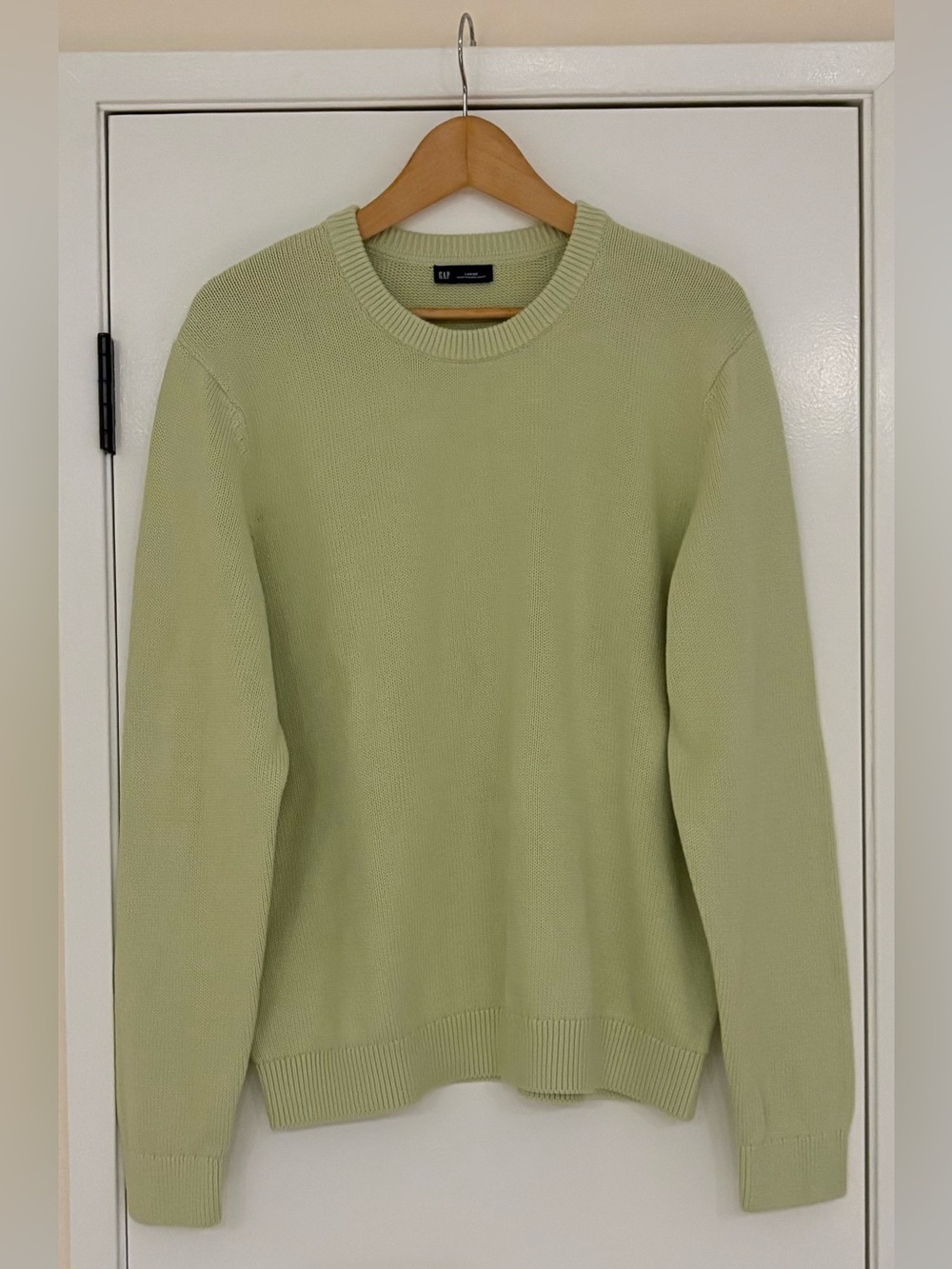 GAP Men’s/Gender Neutral 100% Cotton Classic Crewneck Sweater